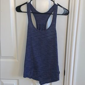 Lululemon tank tie in back and open back size 4